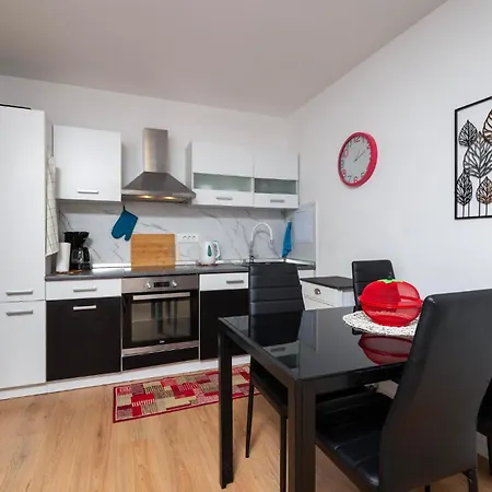 Apartment Center Sea Porec